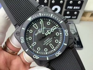 Bell & Ross BR 03 Diver Lum Outline BR03A-D-OL-CE/SRB