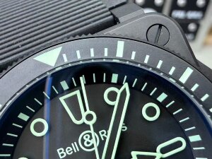 Bell & Ross BR 03 Diver Lum Outline BR03A-D-OL-CE/SRB